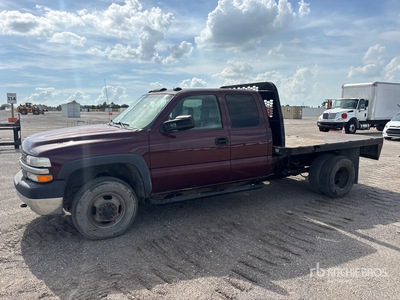 2002 Chevrolet C1500 4x4 Crew Cab Camion à Plateau