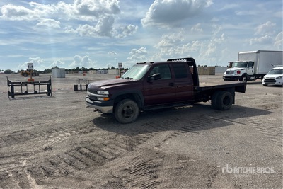 2002 Chevrolet C1500 4x4 Crew Cab Autocarro cassone fisso