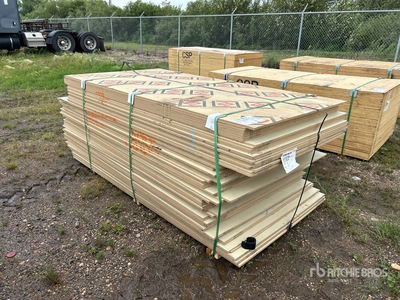 Quantity of (69) 1/2 in x 4 ft x 7 ft 11 ¼ in G2S With Smooth Overlay 2 Sides Douglas Fir 5 Ply No Stamp Formply Plywood (Unused)