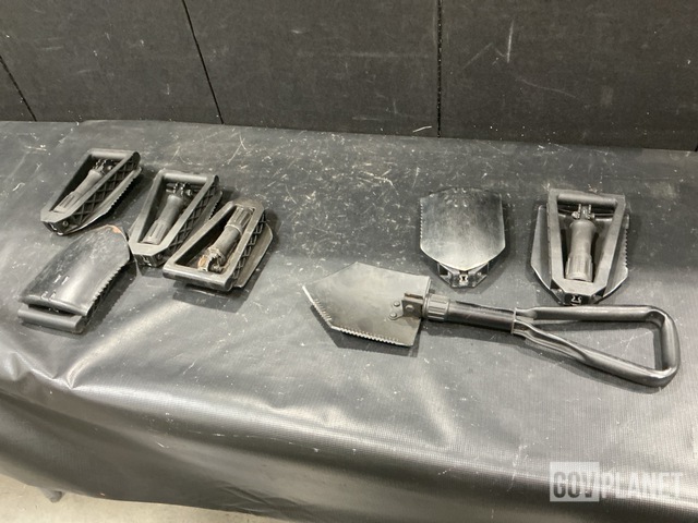 (64) Entrenching Tools