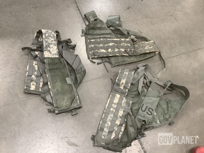 (140) Fighting Load Carriers