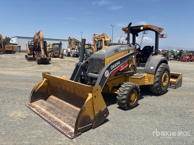 2022 John Deere 210L EP Landscape Loader