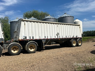 Lode King 30 ft T/A Super B-Train Pup Grain Trailer