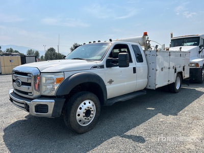 2012 Ford F-550 XLT 4x4 Extended Cab Utility Truck