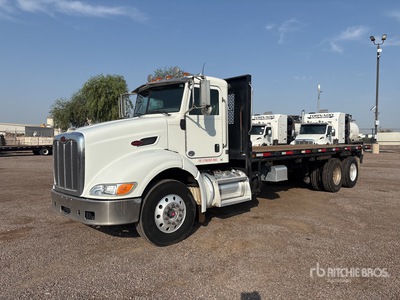 2013 Peterbilt 384 6x4 Flatbed Truck