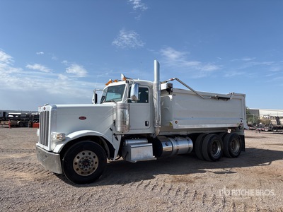 2017 Peterbilt 389 6x4 3-Achs Kipper-Lkw