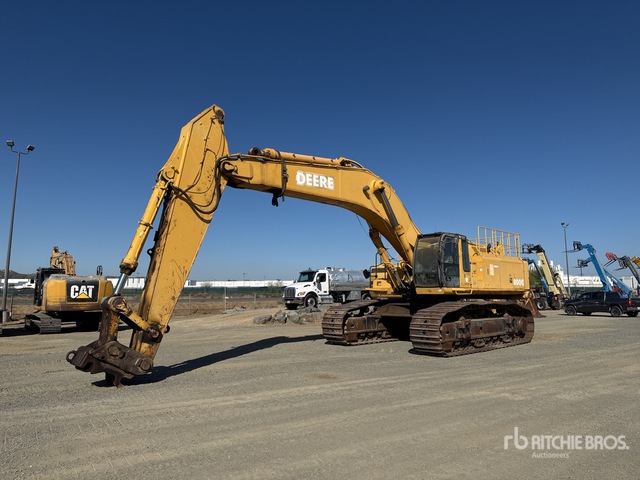 2003 John Deere 800C Tracked Excavator
