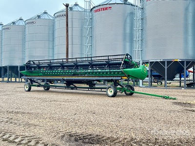 2014 John Deere 635D 35 ft Draper HydraFloat Combine Header