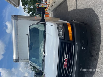 2021 GMC Savana G3500 16 Ft Kastenwägen