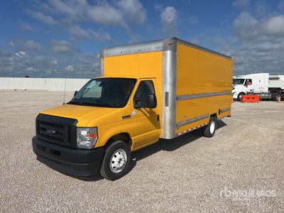 2022 Ford E350 4x2 Van Truck