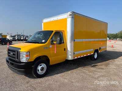 2022 Ford E-350 4x2 Autocarro furgonato