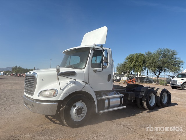 2016 Freightliner M2 112 6x4 T/A Day Cab Truck Tractor