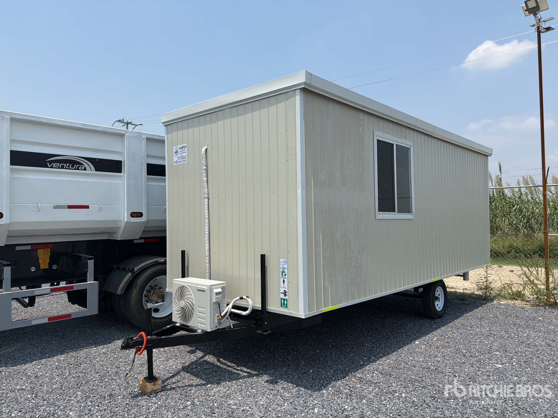 2026 Garper GP8-24 19 ft 10 in x 8 ft 3 in Portable S/A Oficina Movil (Sin Usar) / Mobile Office (Unused)