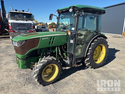 2017 John Deere 5085GN 4WD Tractor