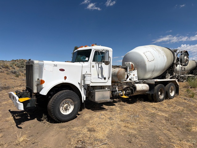 1988 Peterbilt 8x4 Mixer Truck