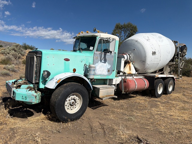 1985 Peterbilt 8x4 Mixer Truck