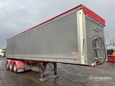 2014 MaxiTrans 10.3 m Tri/A End Dump Trailer