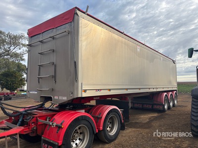 2020 MaxiTrans 9.2 m Tri/A End Dump Trailer
