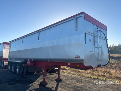 2021 Moore 9.5 m Tri/A End Dump Trailer