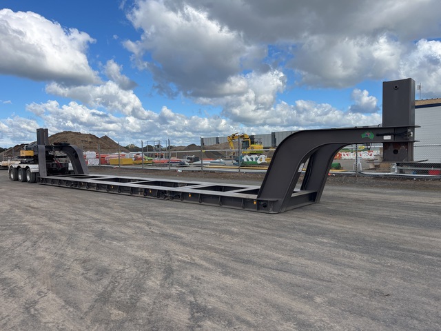 2009 MTE 12.7 m 3 Rows of 4 Vessel Specialty Trailer