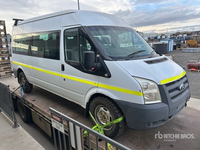 2011 Ford Transit 12 Fourgonnette de passagers