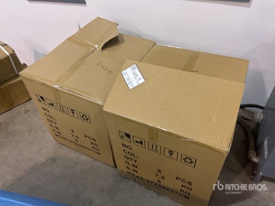 Quantity of (16) 2025 GLWH16 Auto Darkening Welding Helmet Varios, herramientas manuales (Unused)