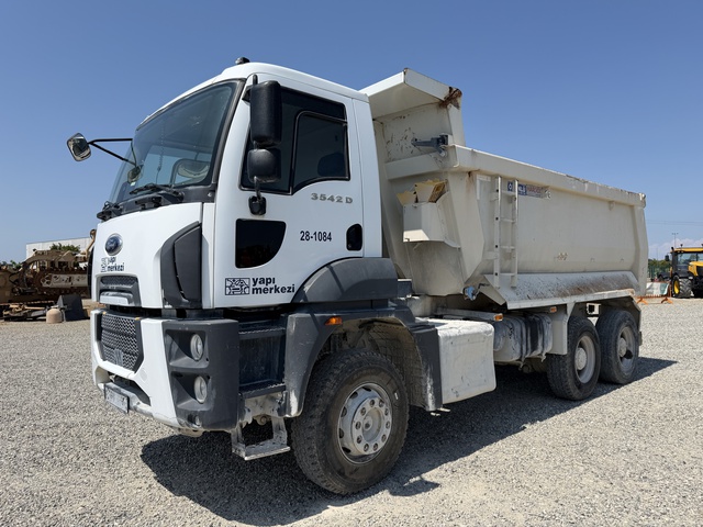 2022 Ford 3542D 6x4 Tipper Truck