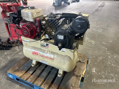 Ingersoll Rand 2475 30 gal Air Compressor