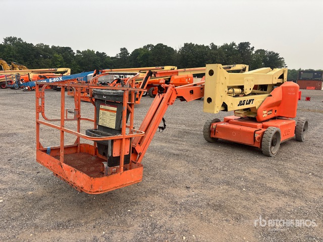 2013 JLG E450AJ 2WD Electric Articulating Boom Lift