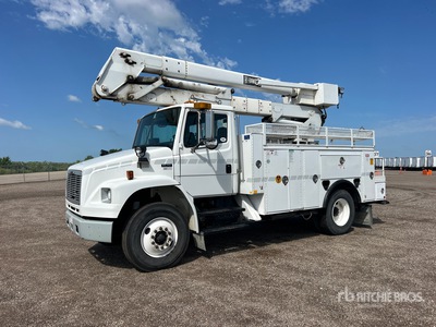2002 Terex Hi-Ranger HR42M 42 ft on 2003 Freightliner FL70 4x2 Autohoogwerker
