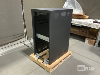 Middle Atlantic BGR-25SA-32LRD Electronic Enclosure Rack