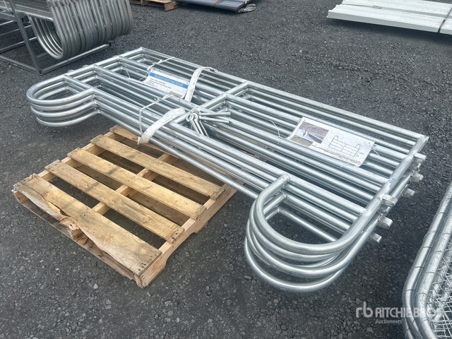 Quantity of (5) 7 ft 10 in 7.9 Ft x 3.8 Ft Livestock Corral Panel