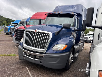 2019 International LT625 6x4 T/A Sleeper Truck Tractor