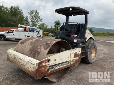 2002 Ingersoll Rand SD122DX Smooth Drum Compactor