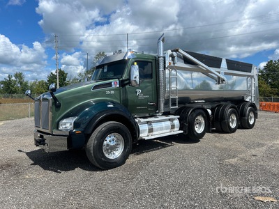 2023 Kenworth T880 8x4 Tri/A Dump Truck