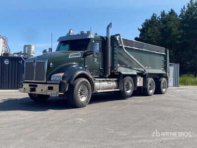2019 Kenworth T880 8x4 Camion à benne basculante Tri/E