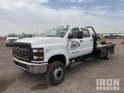 2022 Chevrolet C5500 Crew Cab 4x4 Crew Cab W/Reel Lift HydraBed Flatbed Truck