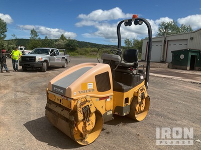 2008 Volvo DD24 Compacteur  double bille