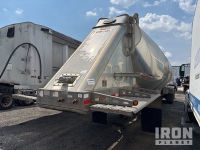 2015 MAC 1050 cft T/A Pneumatic Bulk Trailer