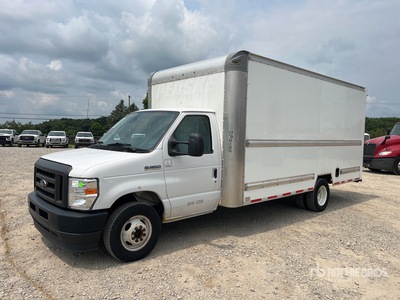 2022 Ford E350 4x2 バントラック