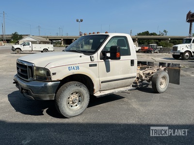 1999 Ford F-250 XLT 4x4 الكابينة والهيكل