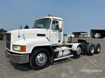 1997 Mack CH613 8x4 Cabeza Tractora Cabina Corta