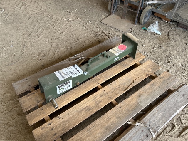 MCT Industries 1103-1660-01 Semitrailer Retractable Leg Support