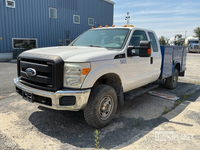 2011 Ford F-350 XL 4x4 Extended Cab Camión Utilitario