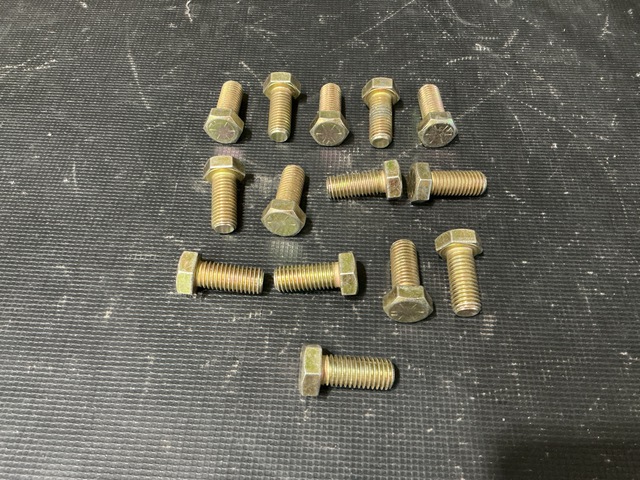 (400) Lockheed Martin 2752-064RET Nut & Bolt Retainers