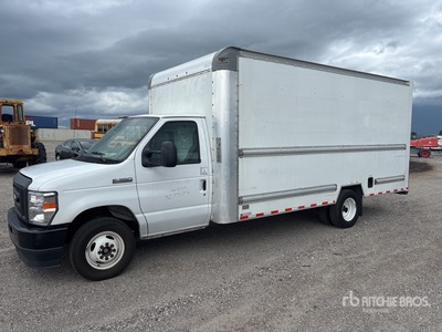 2022 Ford Econoline E-350 4x2 Camion fourgon