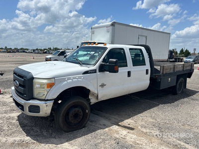 2016 Ford F-550 4x2 Crew Cab Camión Caja Abierta