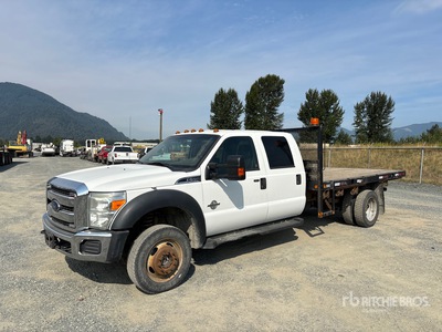 2014 Ford F-550 XLT 4x4 Crew Cab Flatbed Truck