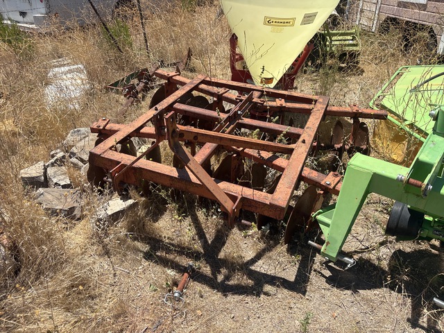 Independent 5 ft 3-Point Offset Disc Harrow