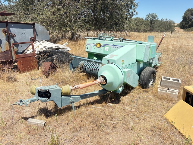 SFI THB2070 Square Baler SFI THB2070 Square Baler